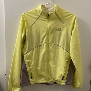 The North  face jacket size M gently used
